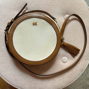 MICHAEL KORS Crossbody Canteen Bag~NWOT~Ecru Canvas and Tan Leather~ 7”x 7”x 2”